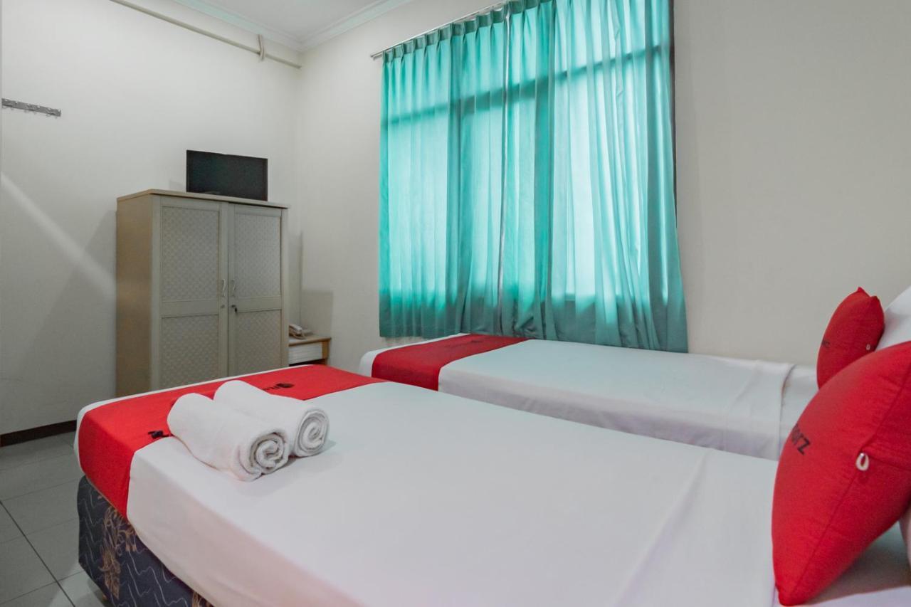Reddoorz @ Achino Hotel บันดุง ภายนอก รูปภาพ